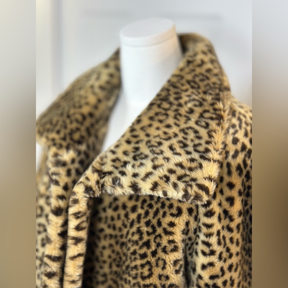 Faux Leopard Fur Swing Coat - Picture 3 of 5